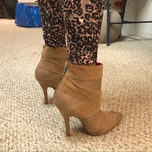 NWOT Charles Jourdan Booties